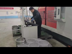 Les roulements à rouleaux sphériques sont soumis à des essais de précision